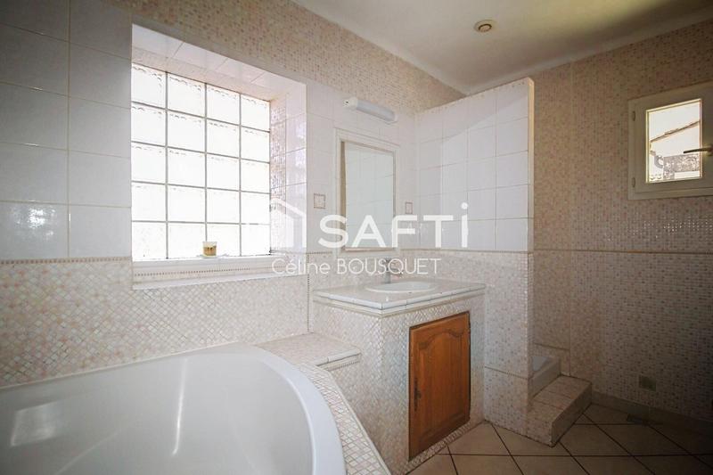 Maison de village - 207 m² - 6 pièces