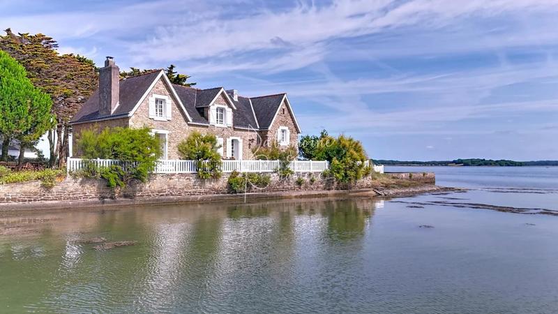 Villa - 186 m² - 9 pièces