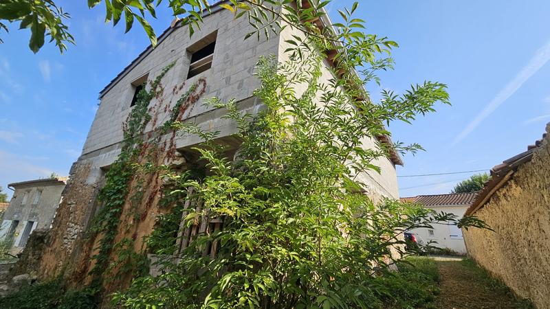 Maison - 128 m² - 1 pièce