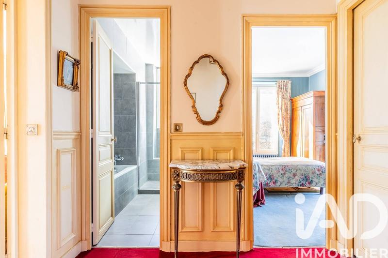 Maison - 195 m² - 8 pièces