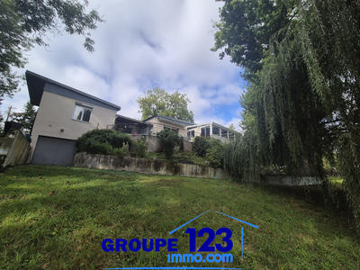 Maison - 131 m² - 6 pièces