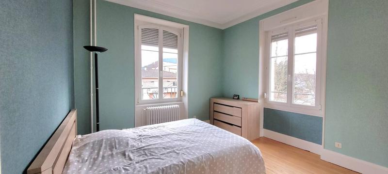 Maison - 160 m² - 8 pièces