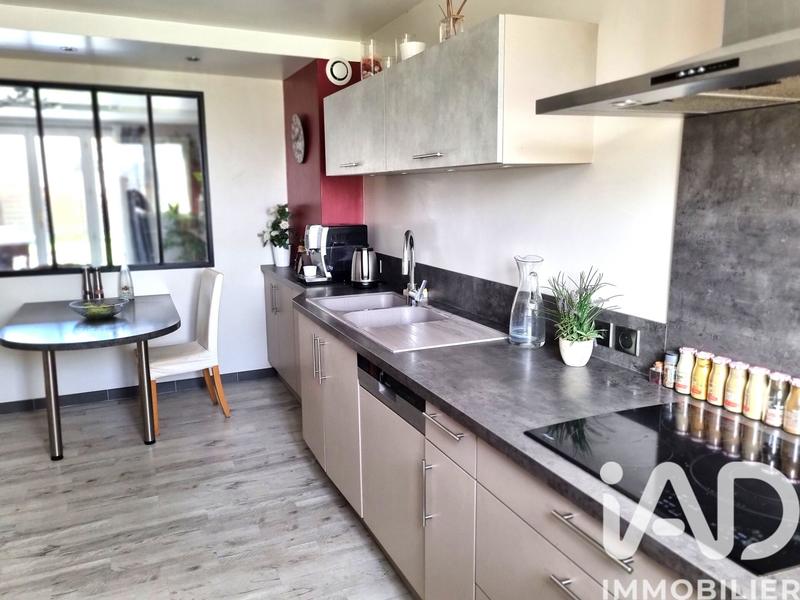 Maison - 137 m² - 6 pièces