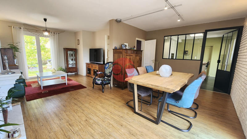 Maison - 166 m² - 6 pièces