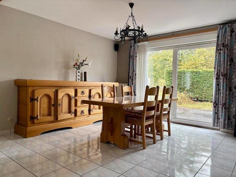 Maison - 185 m² - 8 pièces