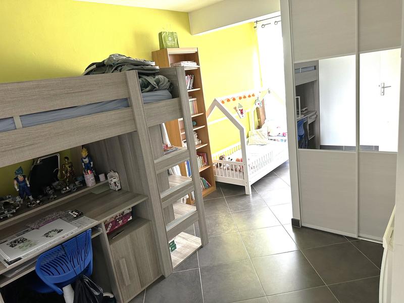 Appartement - 96 m² - 4 pièces