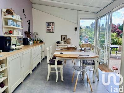 Maison - 163 m² - 9 pièces