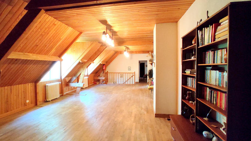 Maison - 289 m² - 8 pièces