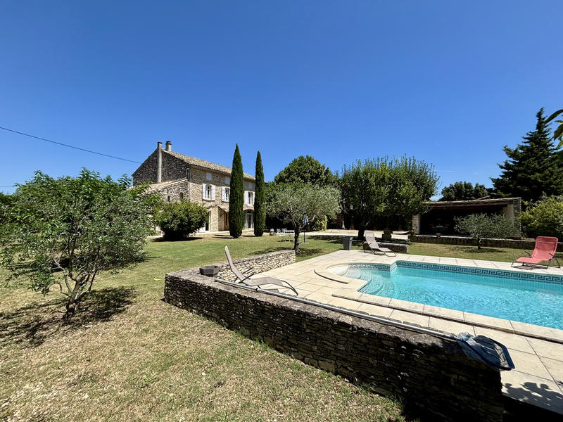 Mas - 195 m² - 5 pièces