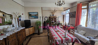 Maison - 142 m² - 6 pièces