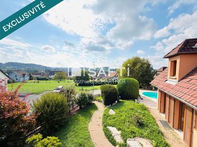 Maison - 192 m² - 6 pièces