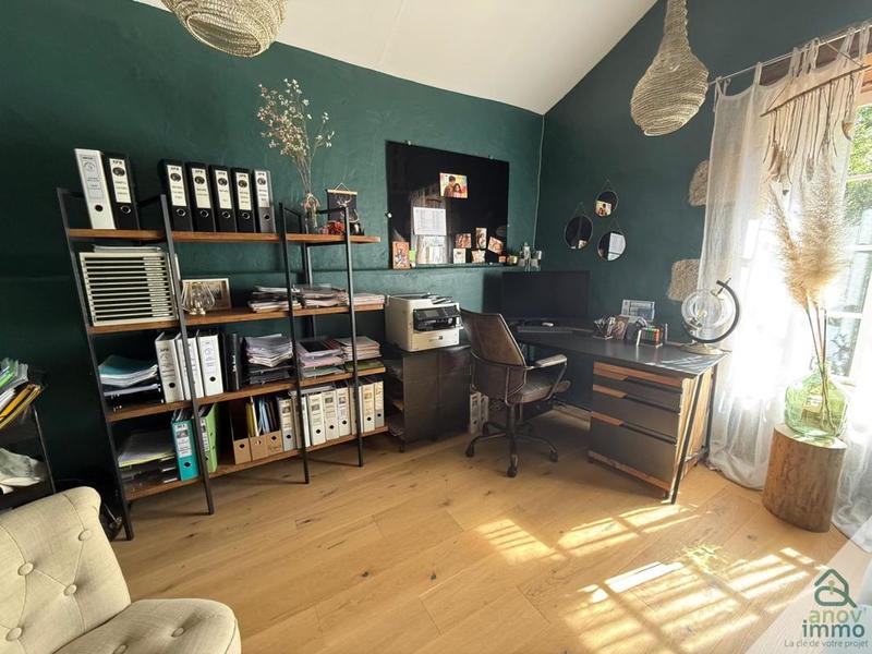 Demeure - 165 m² - 6 pièces