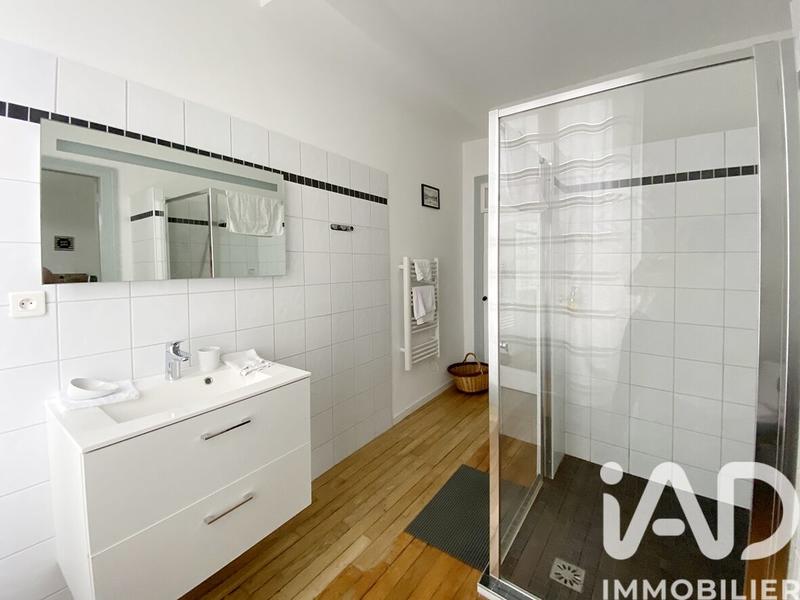 Maison de village - 242 m² - 6 pièces