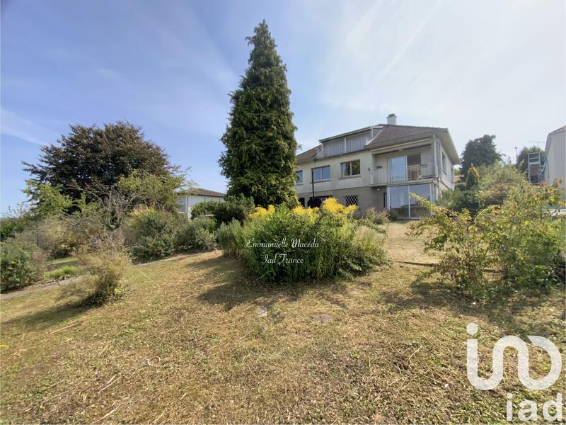 Maison - 170 m² - 8 pièces