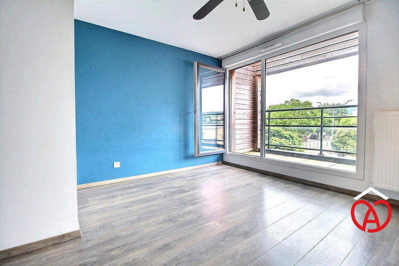 Appartement - 81 m² - 4 pièces