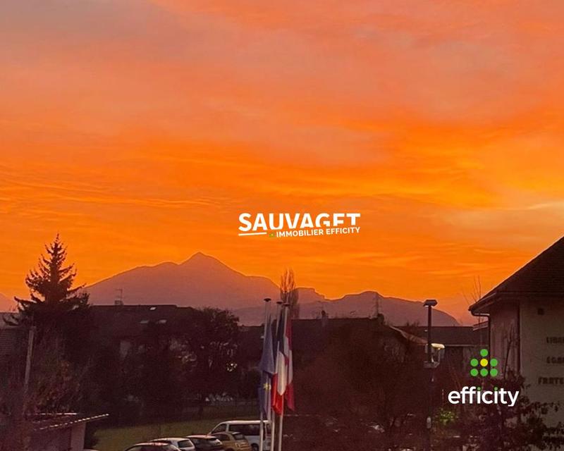 Appartement - 94 m² - 4 pièces