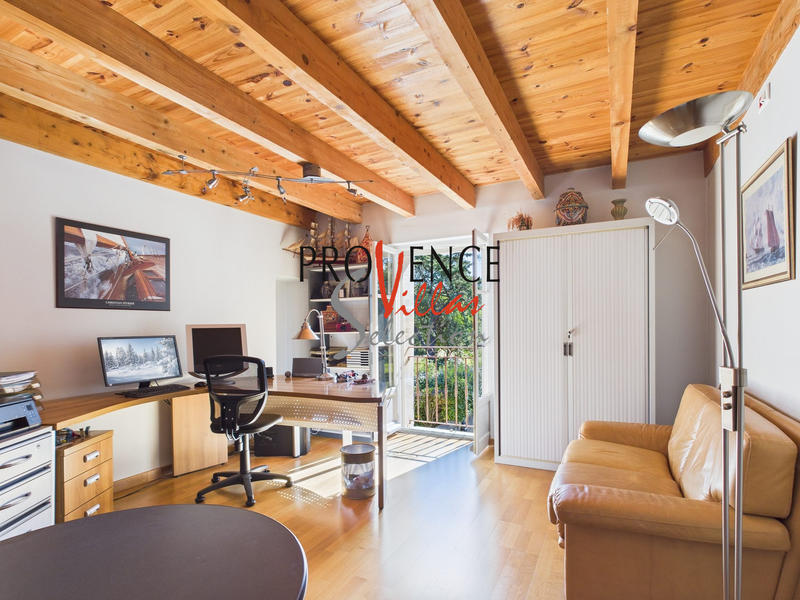 Maison - 165 m² - 7 pièces