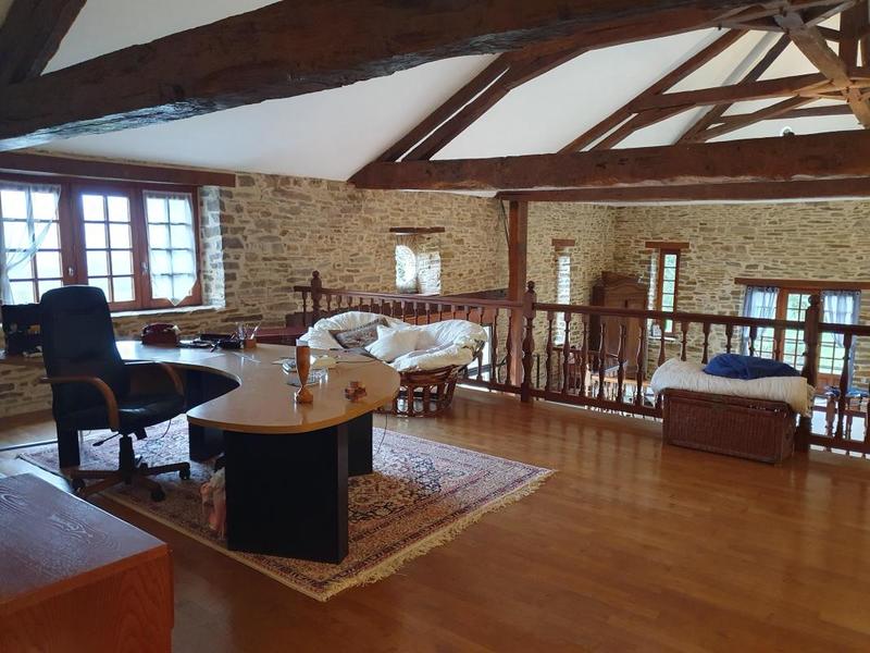 Maison ancienne - 347 m² - 6 pièces