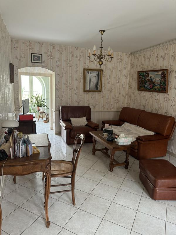 Maison ancienne - 180 m² - 12 pièces