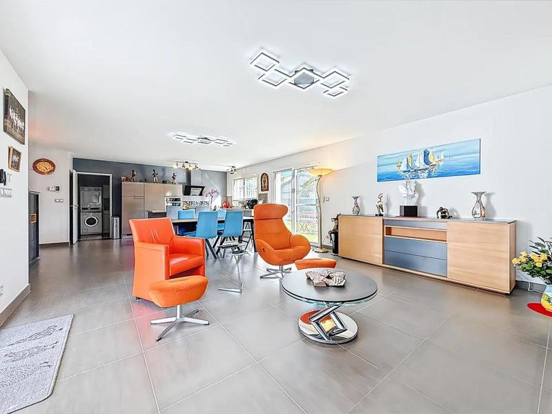 Maison - 160 m² - 5 pièces