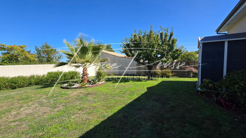 Propriété - 195 m² - 6 pièces