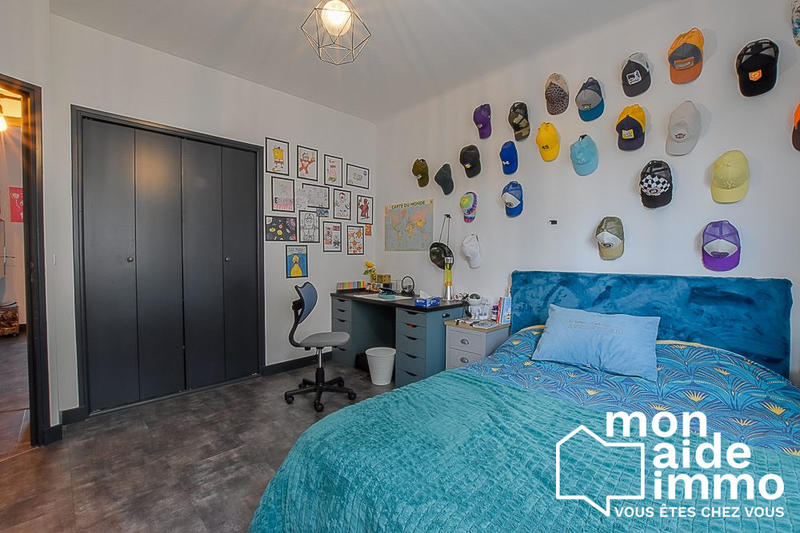 Maison - 183 m² - 6 pièces