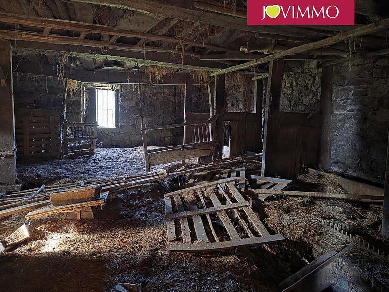 Maison - 300 m² - 1 pièce