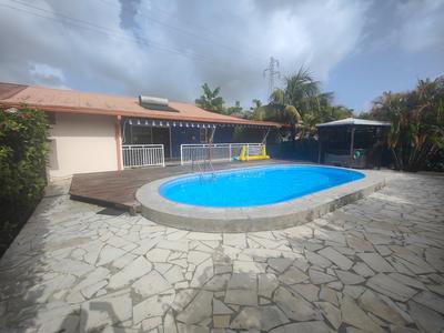 Maison - 88 m² - 4 pièces