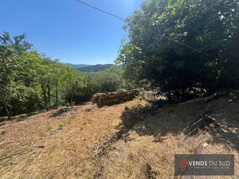 Terrain constructible - 2 164 m²