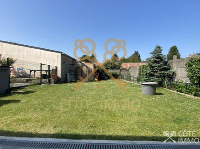 Maison - 225 m² - 6 pièces