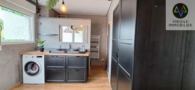 Maison - 240 m² - 6 pièces