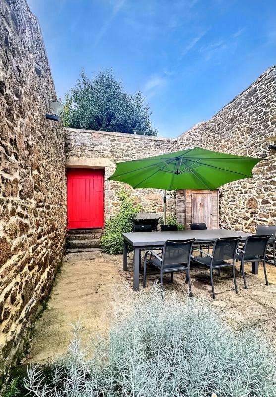 Maison - 141 m² - 5 pièces