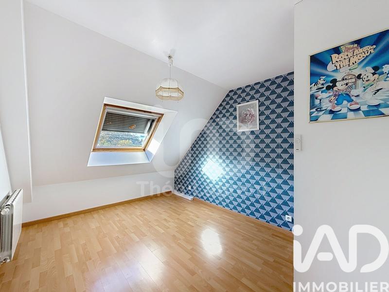 Maison - 182 m² - 7 pièces