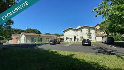 Bureau - 631 m² - 20 pièces