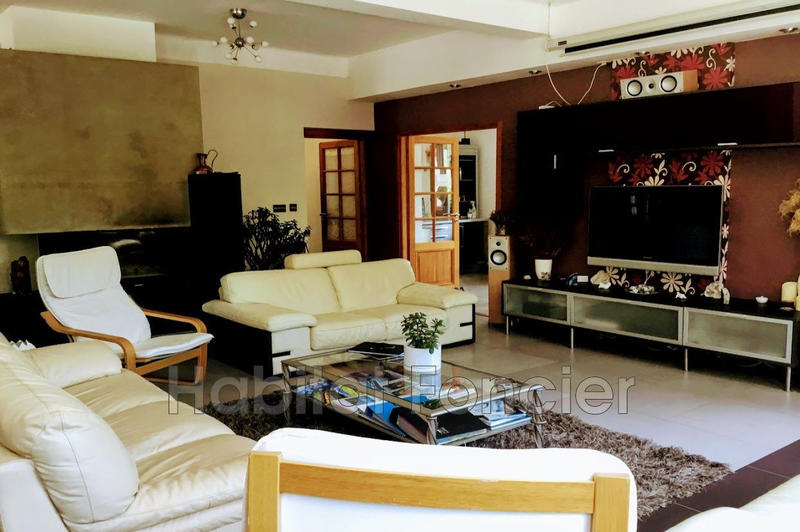 Demeure - 560 m² - 20 pièces