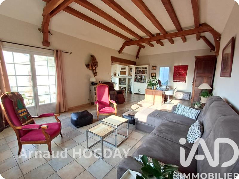 Maison - 167 m² - 7 pièces