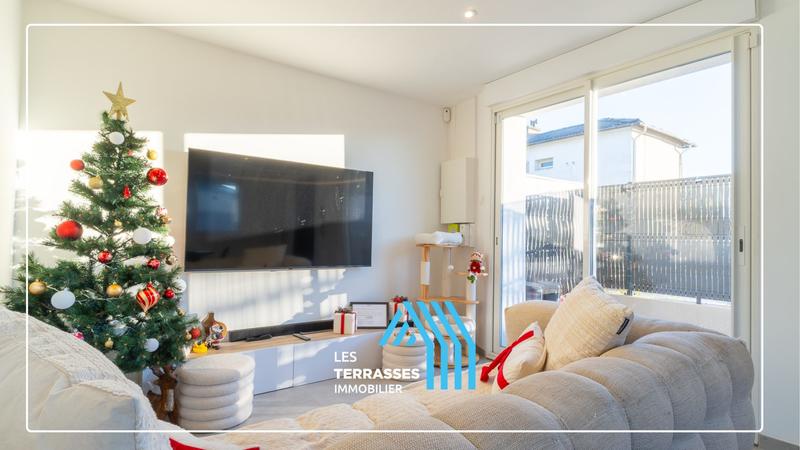 Maison traditionnelle - 82 m² - 4 pièces