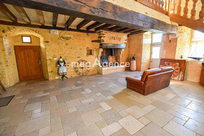 Maison - 268 m² - 7 pièces