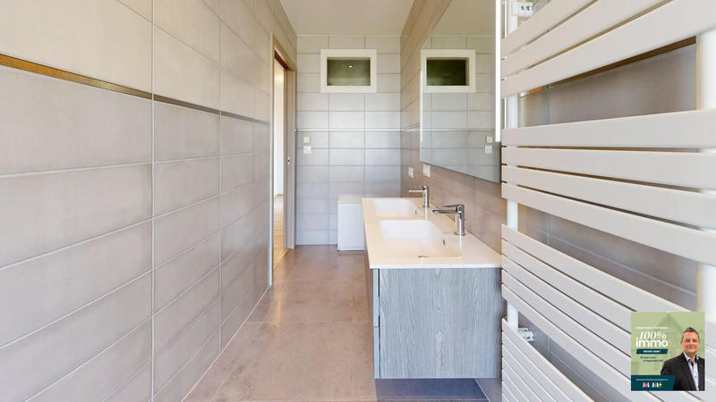 Appartement - 114 m² - 4 pièces