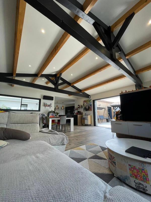 Maison - 199 m² - 6 pièces