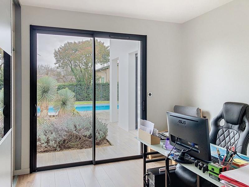 Maison contemporaine - 161 m² - 5 pièces