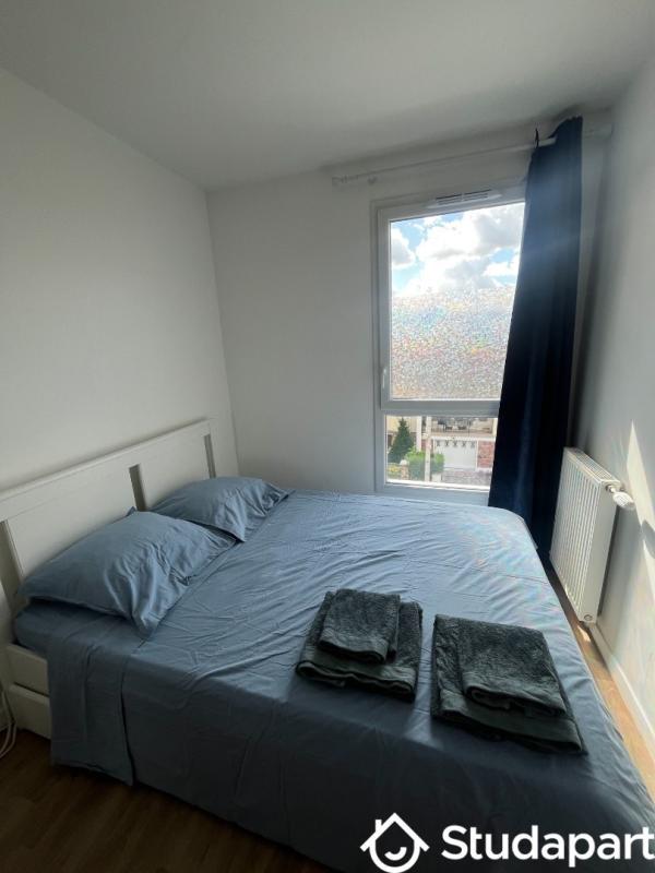 Chambre - 13 m² - 1 pièce