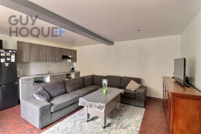 Maison - 225 m² - 8 pièces