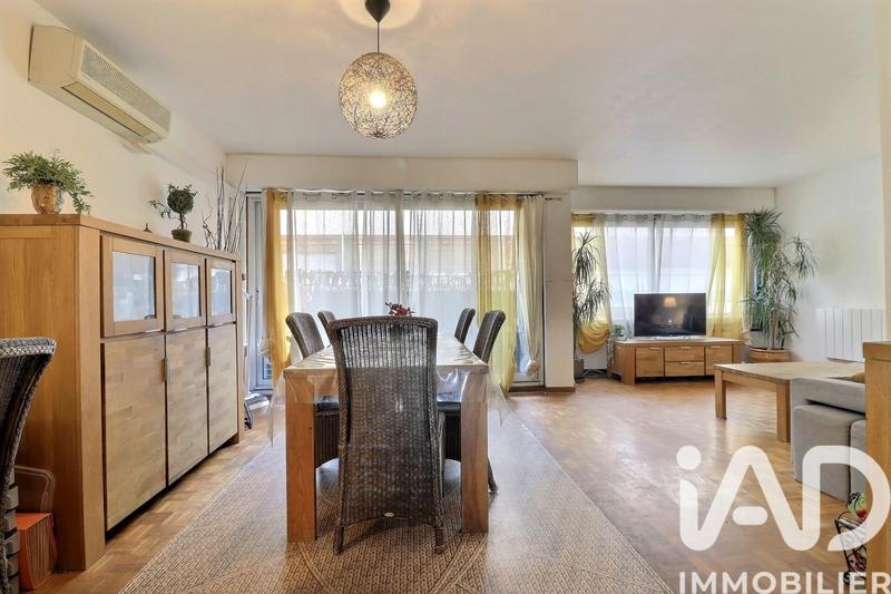 Appartement - 90 m² - 4 pièces