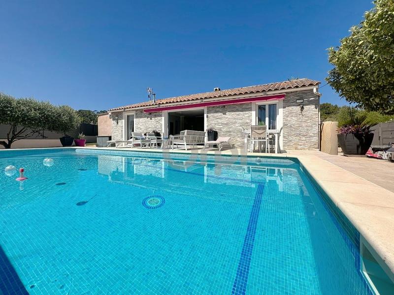 Maison - 120 m² - 4 pièces