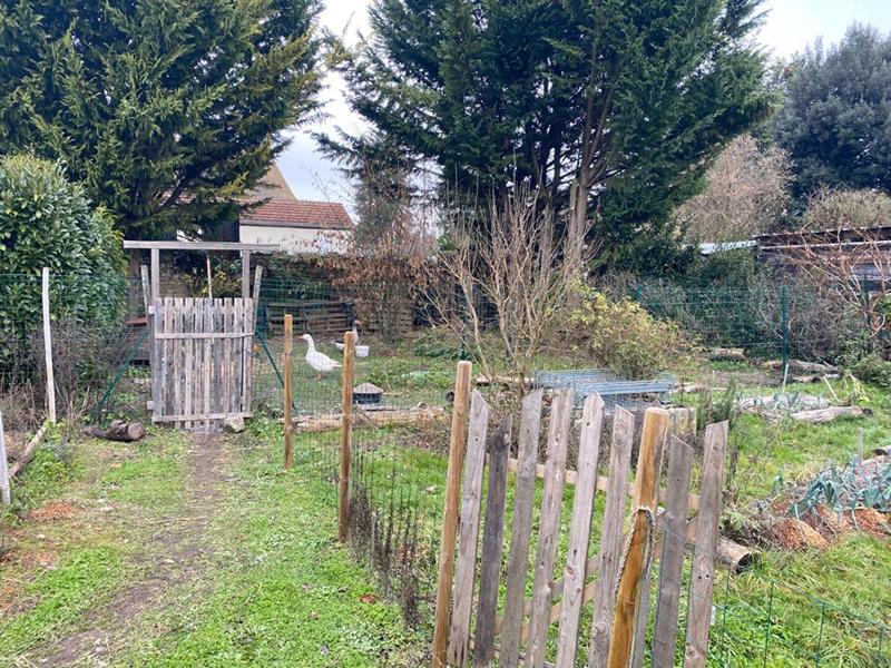 Maison - 240 m² - 7 pièces