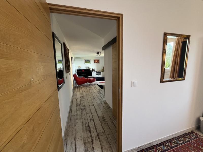 Villa - 196 m² - 6 pièces