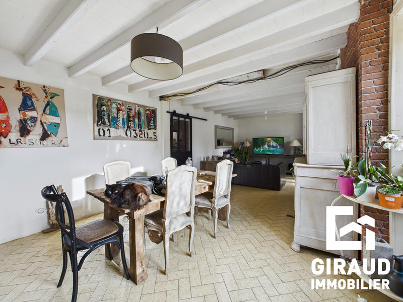 Maison ancienne - 185 m² - 4 pièces