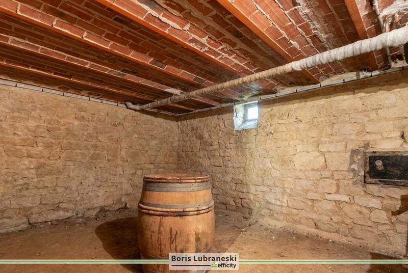 Maison - 206 m² - 7 pièces