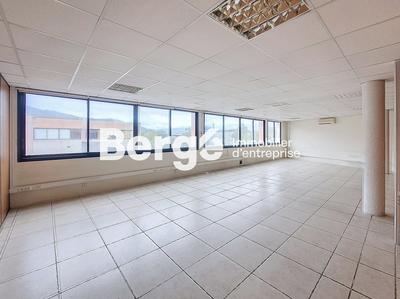 Bureau - 230 m²